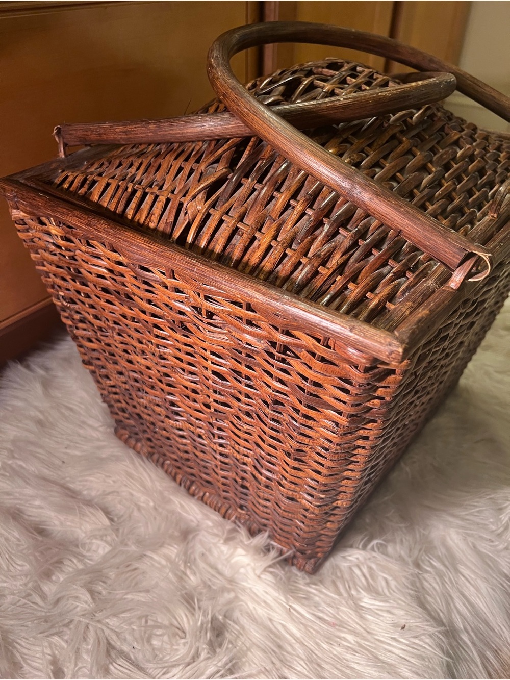 Vintage Large Hand Woven Storage Basket with Lid & Handles Home Decor